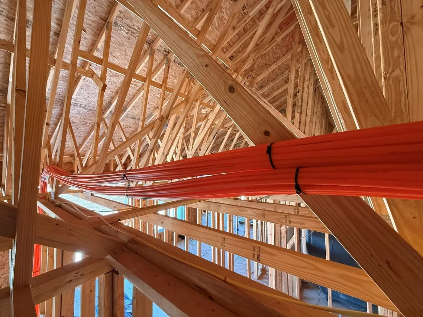 Low-voltage and structured cabling installation